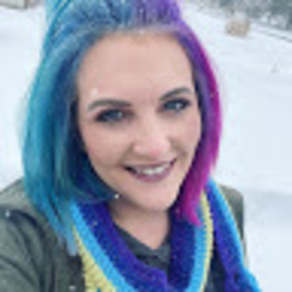 Meet your Posher, Tracy - Picture 1 of 1